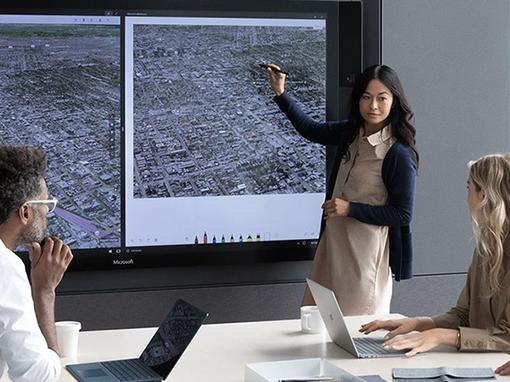 Handige weetjes over de Microsoft Surface Hub in drie korte video's 