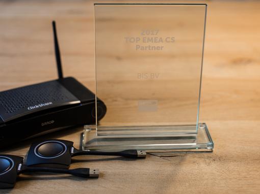 BIS krijgt Barco Award voor beste ClickShare dealer 2017